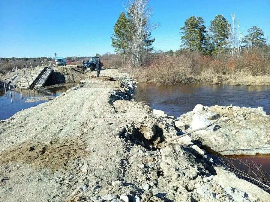 В амурском селе где жители могут оказаться в транспортной изоляции ввели режим повышенной готовности