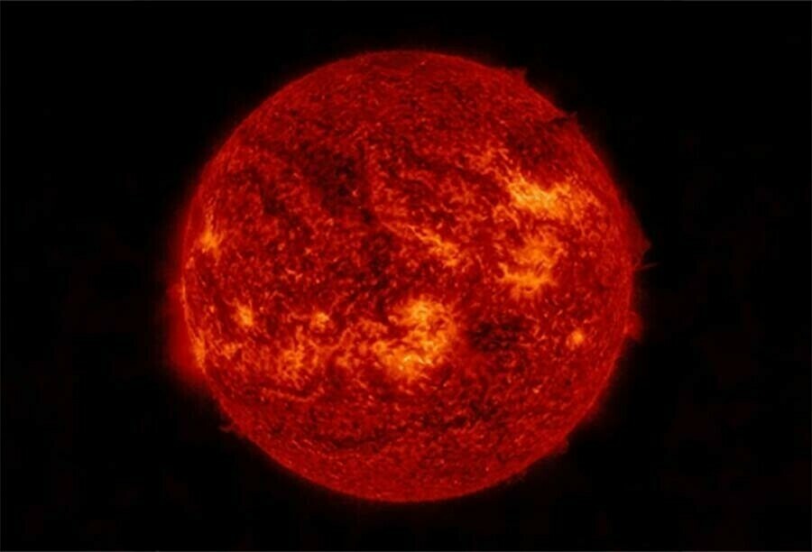 Магнитная буря на Земле продлится неделю