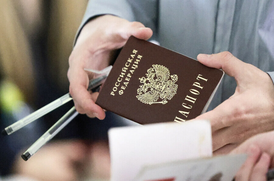 В Госдуме предложили менять паспорт еще в одном возрасте кроме общеустановленных