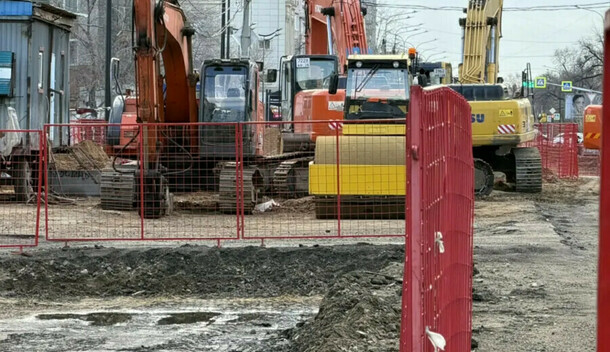 Движение на пересечении улиц Красноармейской и Шевченко в Благовещенске полностью перекрыли