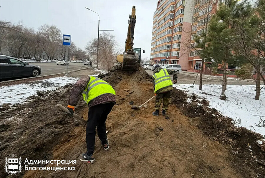 В Благовещенске начали обустраивать тротуары
