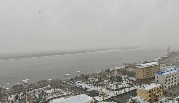 Не хватает Благовещенска жители китайского города показали вид на российский берег Амура фото 