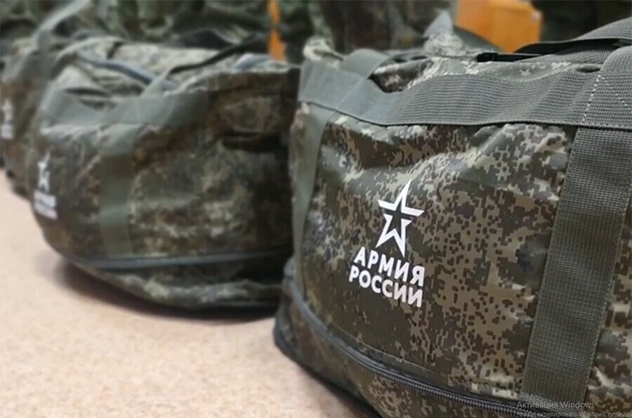 Состоялась первая массовая отправка военнослужащих из Амурской области к местам службы фото видео