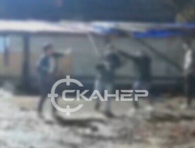 Ночью в Благовещенске жестоко избили мужчину Драка попала на камеры видеонаблюдения 