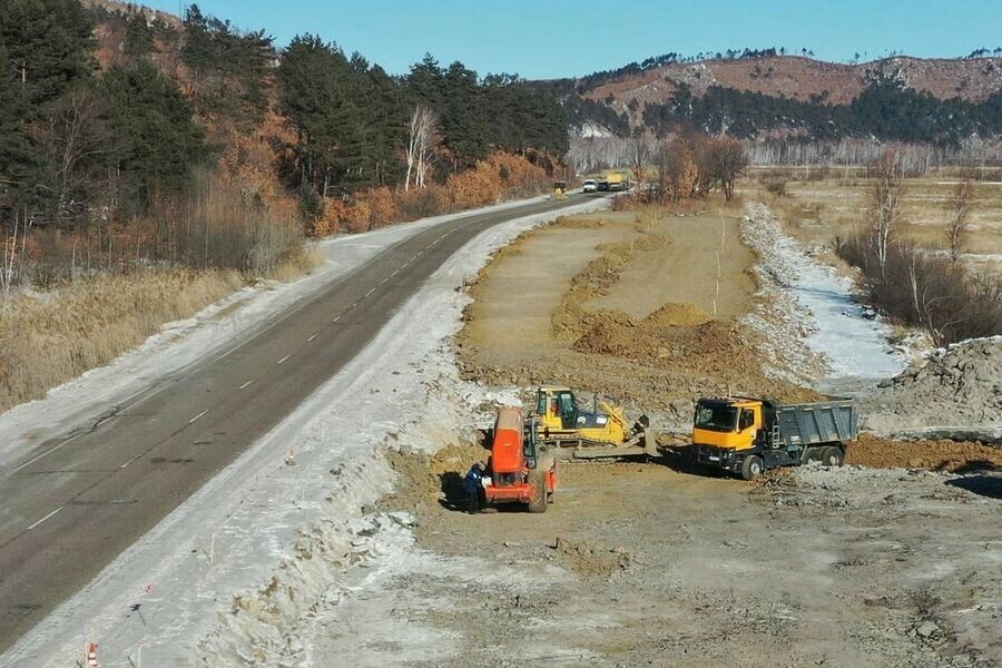 На трассе Благовещенск  Свободный развернулась масштабная реконструкция фото