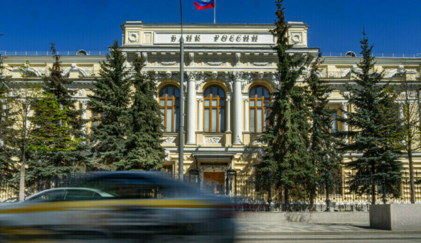 Банку России дадут доступ к сведениям о населении и новое в работе автошкол законы мая