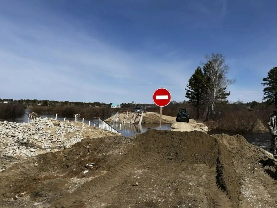 Изза размыва дороги к амурскому селу закрыт проезд