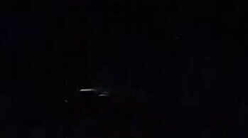 Яркие движущиеся огни заметили в небе над Приамурьем видео