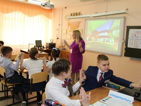 В Амурской области некоторым учителям вручат по 100 и 200 тысяч рублей Кто может на них претендовать