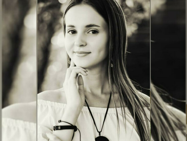 Мам я дышать не могу Семья 21летней Юли Шакуровой которая умерла в Амурской инфекционной больнице не согласна с выводами врачей 