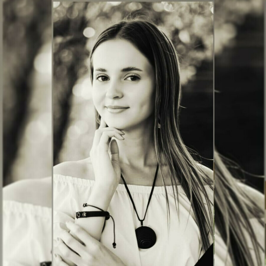 Мам я дышать не могу Семья 21летней Юли Шакуровой которая умерла в Амурской инфекционной больнице не согласна с выводами врачей 