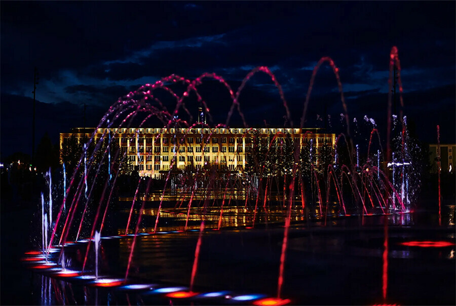 Стало известно когда запоет музыкальный фонтан в Благовещенске и о его новшествах