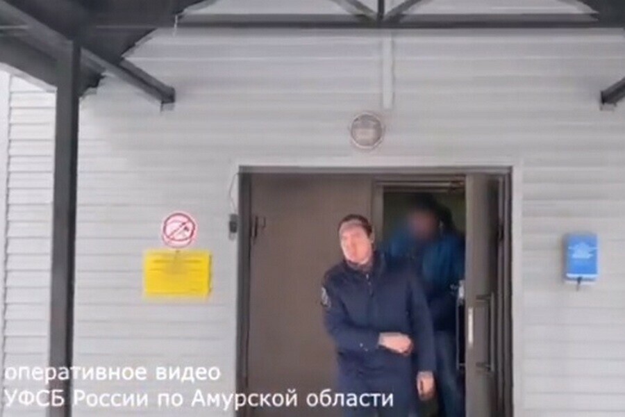 В Приамурье полицейского обвиняют в получении взятки видео