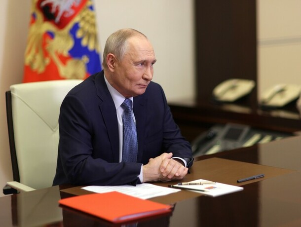 Путин высказался 9 Мая об СВО завершении конфликта и встрече с Зеленским