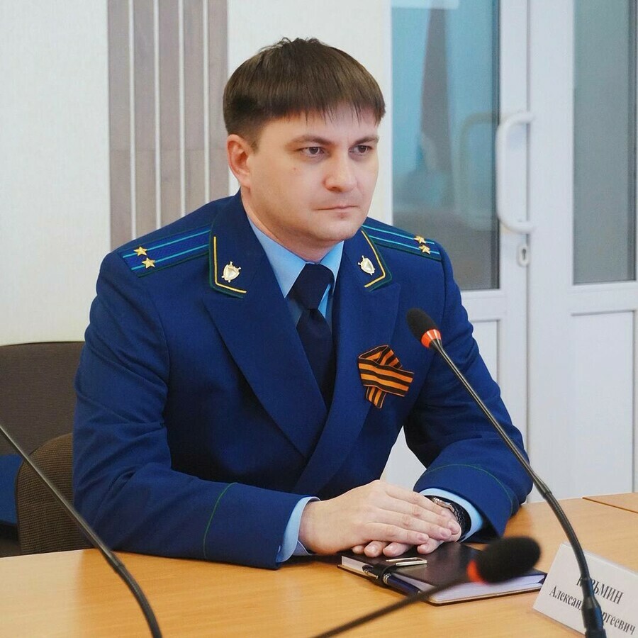 Нового прокурора который будет пять лет курировать Шимановский округ представили в Приамурье фото 