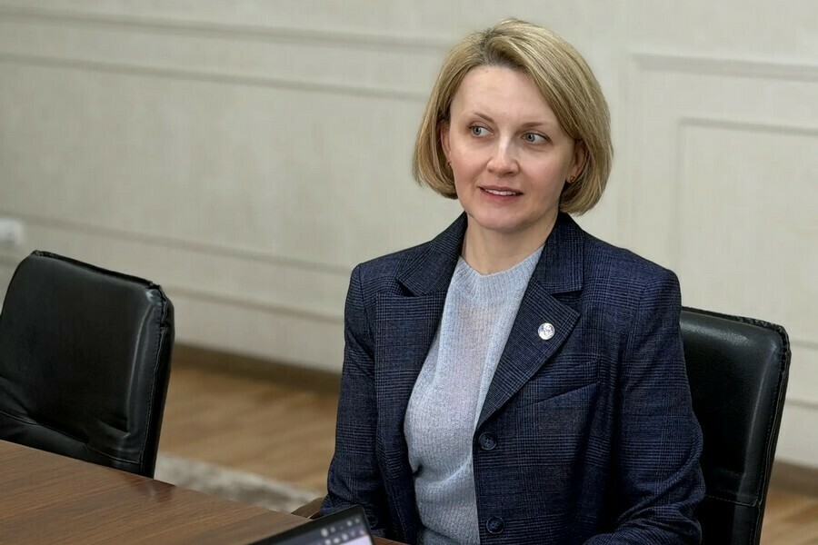 В кабинете мэра побывали гости которые приехали в Благовещенск впервые фото 