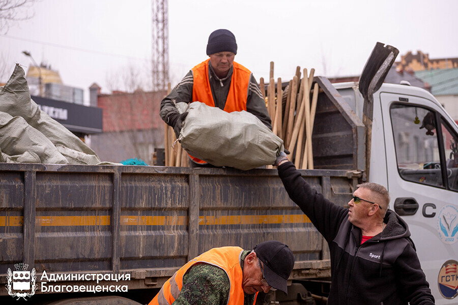 Энтузиасты освободили Благовещенск от 750 тонн мусора