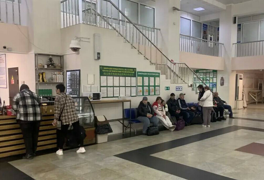 Полиция контролирует продажу билетов в Китай в пассажирском порту Благовещенска 