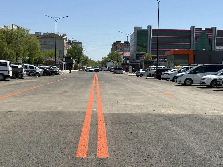 Благовещенцы удивились необычной разметке в центре города фото