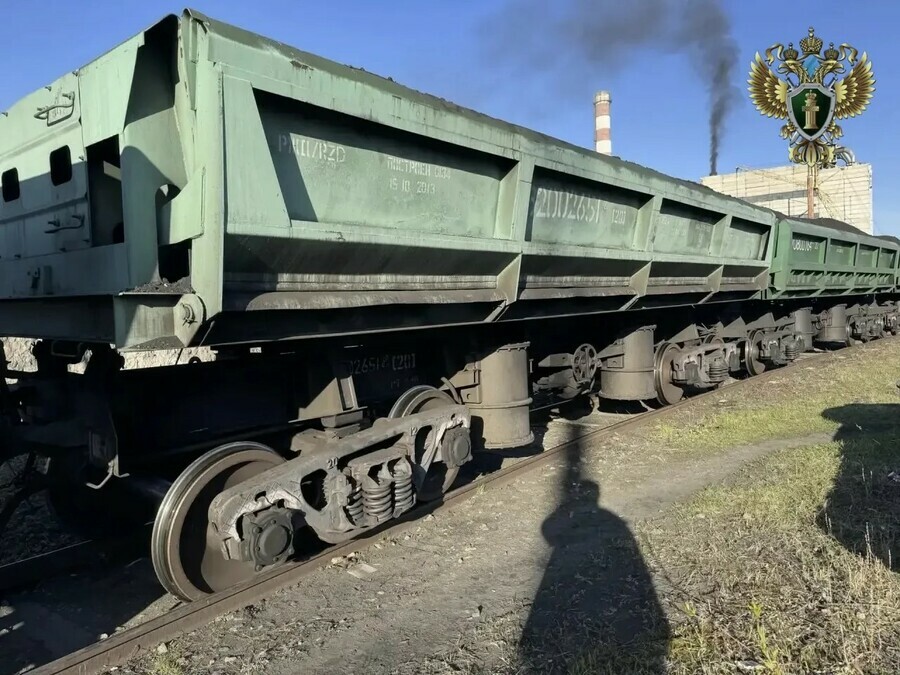 В Амурской области сошли с рельсов вагоны с углем