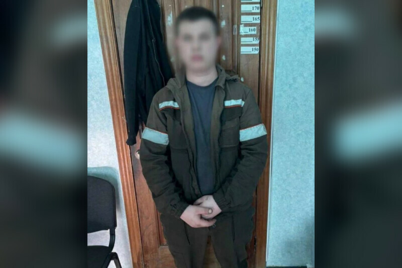 В Благовещенске мужчина стрелял в автобусный павильон видео