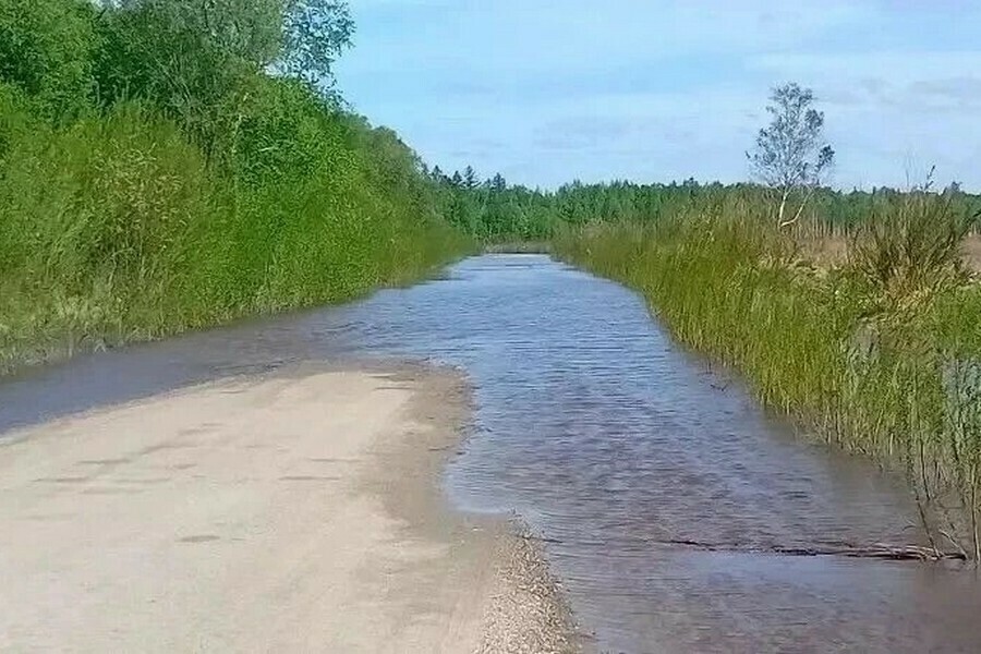 В Приамурье восстановили проезд на участке трассы 