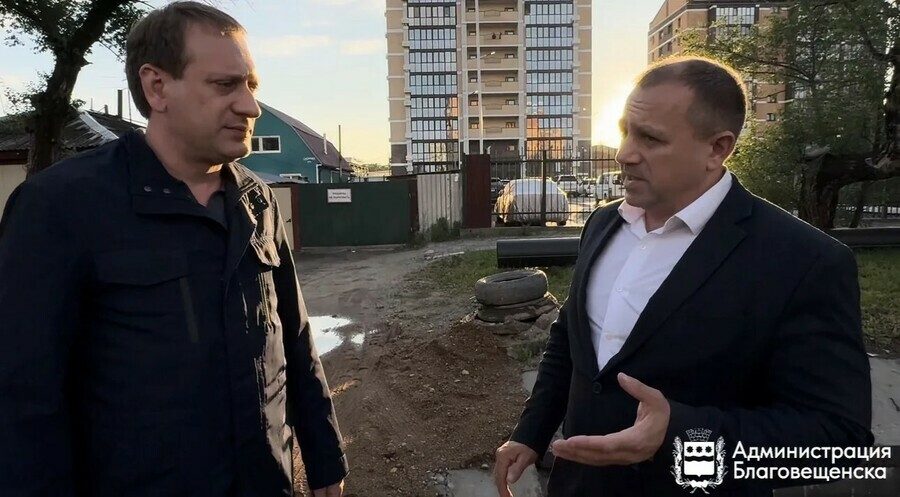 Заммэра Благовещенска указал директору АКС на критические нарушения при ведении работ на городских улицах