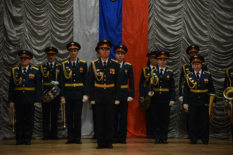 Банк ПСБ в Благовещенске поздравил 35ю гвардейскую Краснознаменную общевойсковую армию с 83й годовщиной со Дня образования