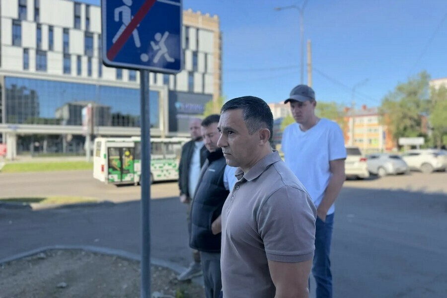 Вижу полную дезорганизацию процесса мэра Благовещенска расстроил один из районов города фото 
