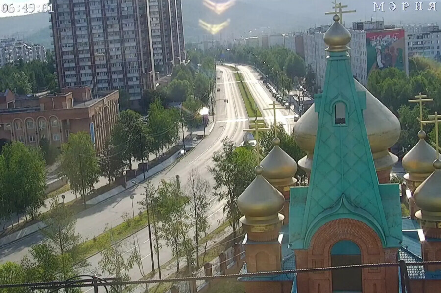 В Тынде автомобиль оказался в магическом кювете