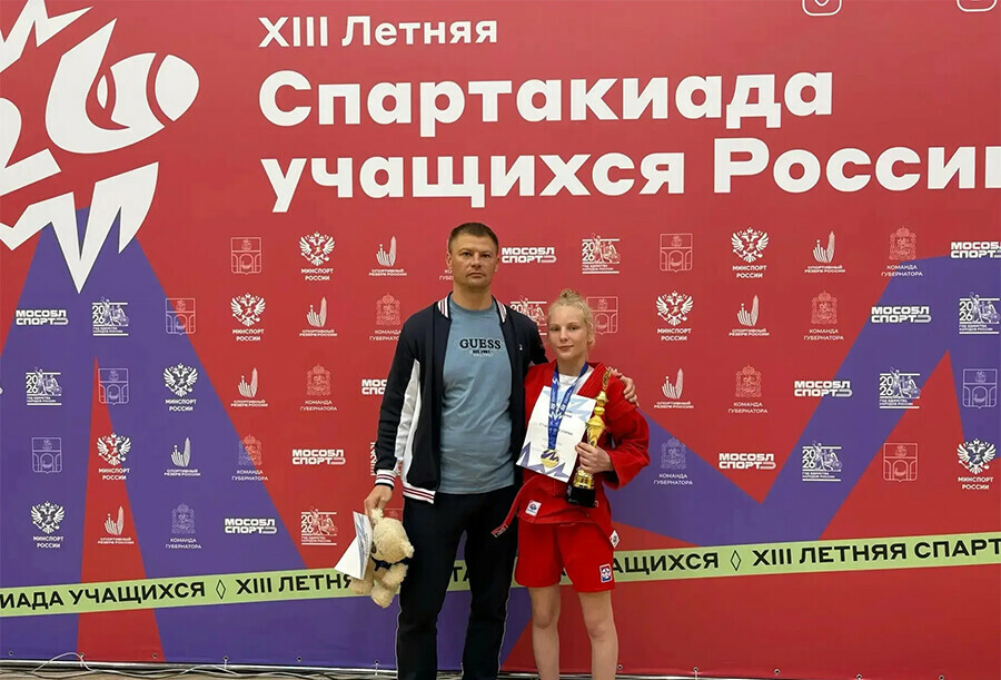 Победу на всероссийском уровне одержала амурская самбистка Виктория Суборь