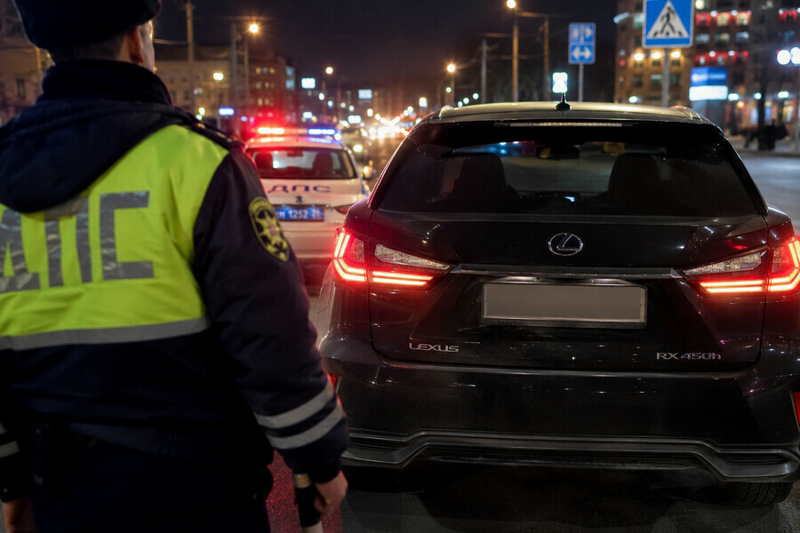 Хотел помочь другу но потерял Lexus чем закончилась ночная поездка благовещенца