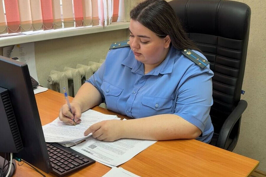 Пожалел машину благовещенец заплатил  страховщикам больше 400 тысяч рублей