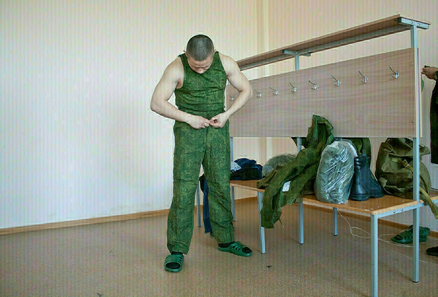Мы должны уметь защищаться начальную военную подготовку хотят вернуть в школы  