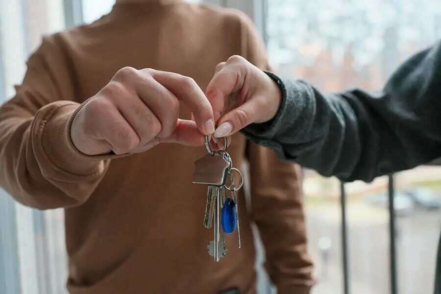 Заёмщики стали чаще покупать готовые частные дома чем строить