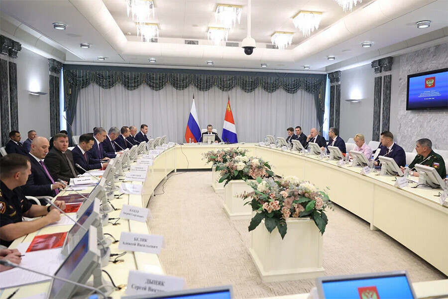 Губернатор Приамурья отчитался о росте промышленного производства на Совете глав ДФО