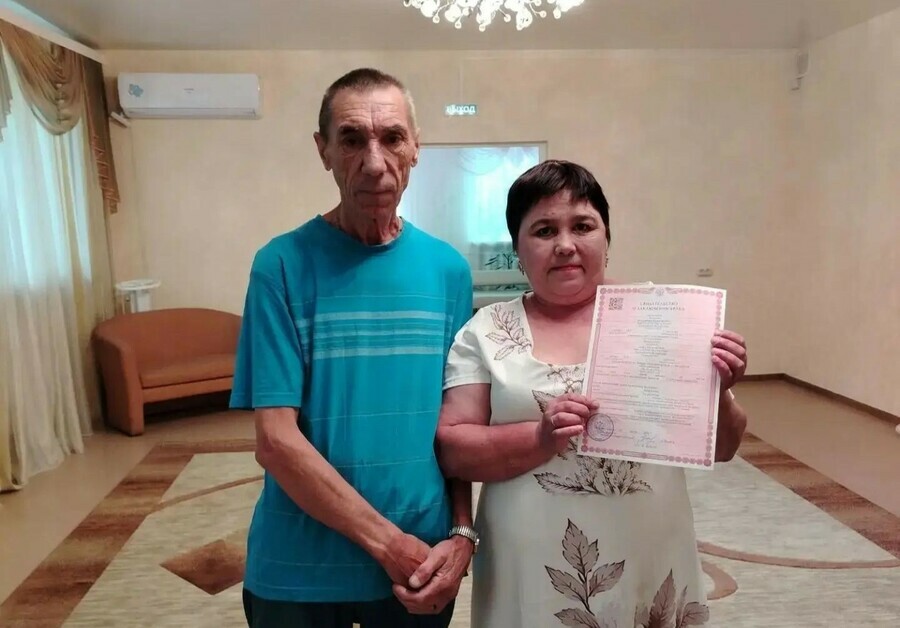 Амурчане узаконили брак после 30 лет совместной жизни в необычный день