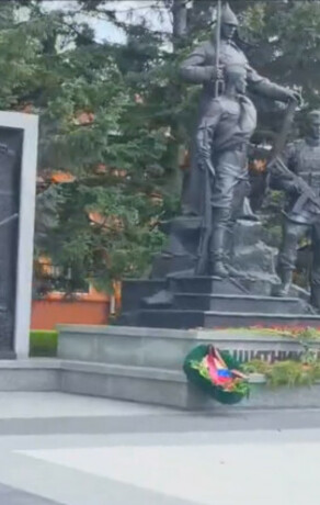 Благовещенец посвятил песню родному городу видео
