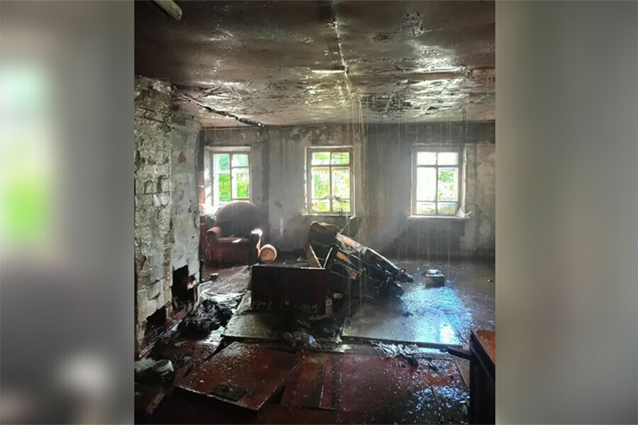 Тревожный звонок в амурском селе заполыхал жилой дом