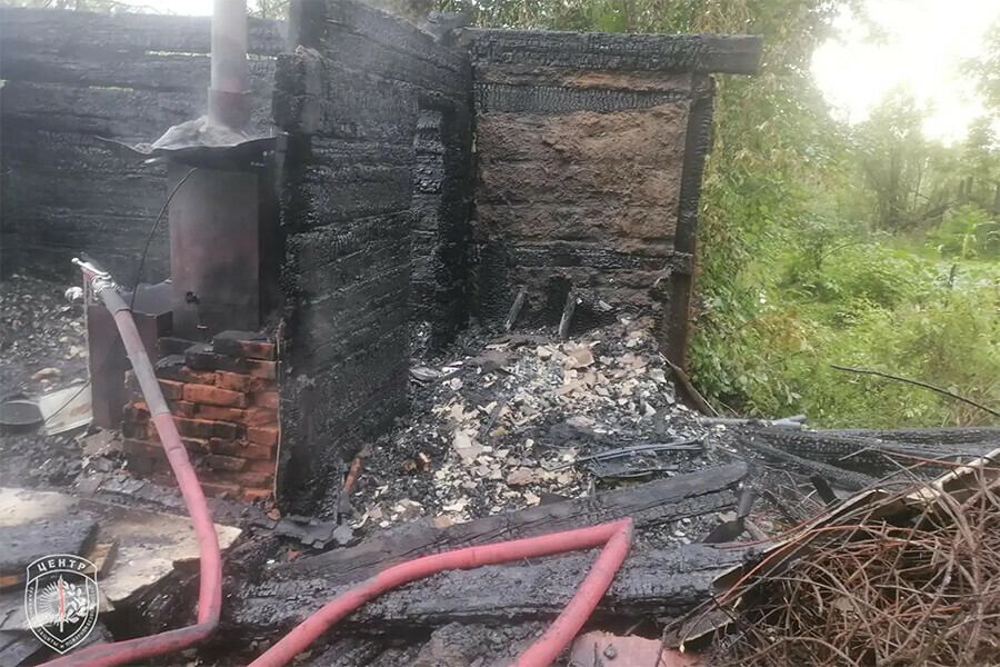 Молния ударила в дом в Райчихинске
