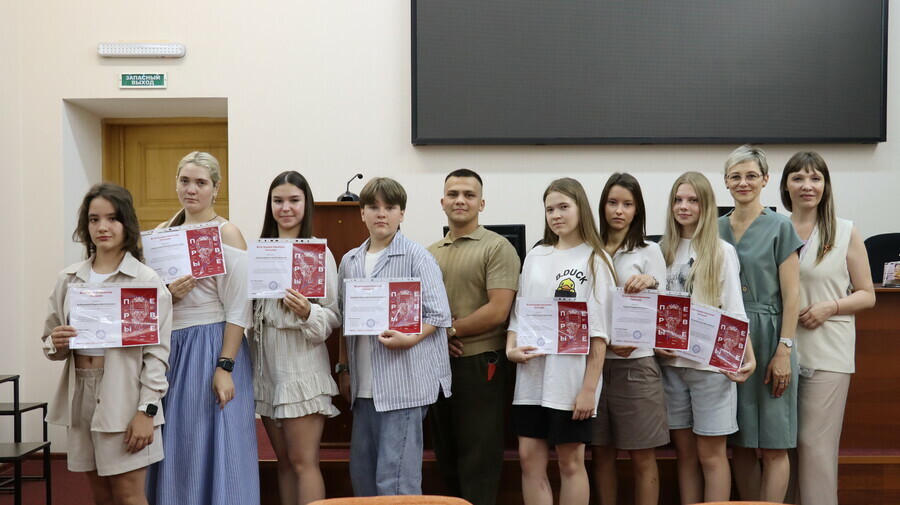 Школьники Благовещенска станут профессиональными гидами на набережной Амура