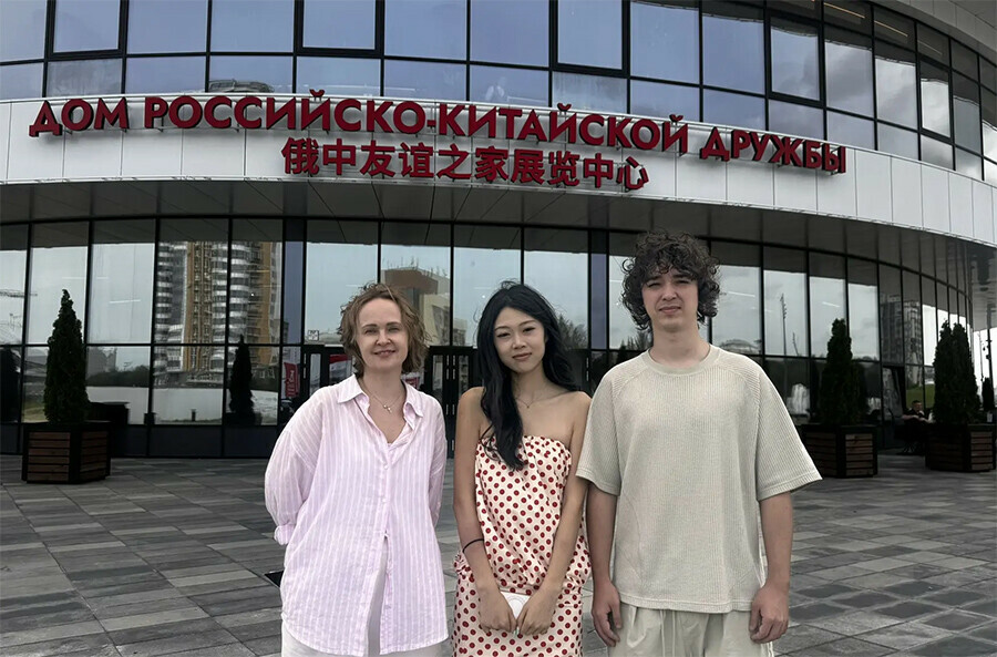 Что привело фудблогера Стеллу из Шеньяна в Благовещенск чем ее кормили и чему она удивлялась фото