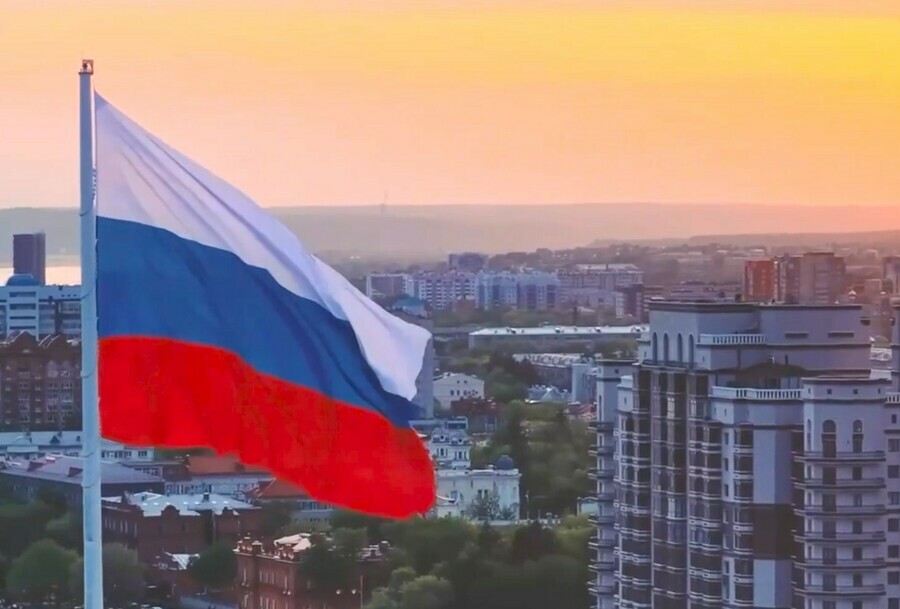 Амурские строители принимают поздравления с профессиональным праздником