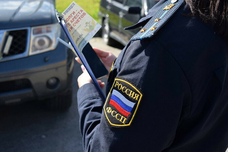 Лихач заплатил дважды амурчанину за неоплату штрафов удвоили сумму