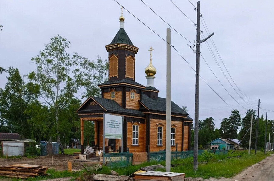 В новую церковь небольшого амурского поселка пришла электроника видео