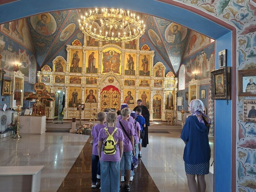 Маленькие гости побывали в Храме Святой Ксении Петербургской