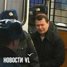 Эксмэра Владивостока заподозрили в покушении на убийство