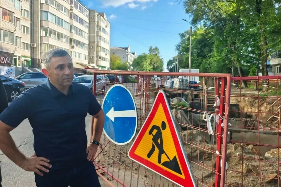 Это далеко не весь перечень нарушений чем остался недоволен мэр Благовещенска на улицах города фото видео 