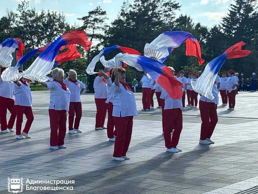 В Благовещенске прошёл международный танцевальный флэшмоб