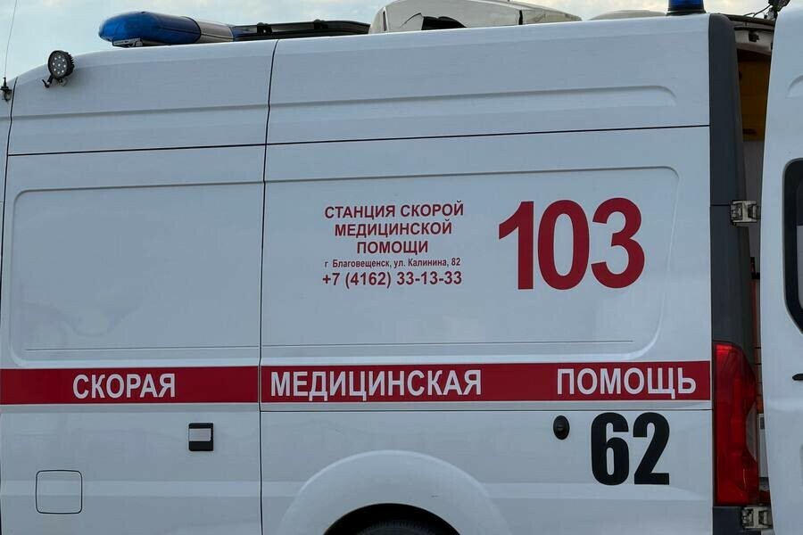 Пьяный водитель без прав устроил цепную аварию и сбил двух пешеходов в Белогорске